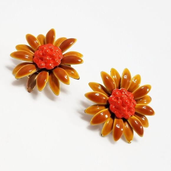 Vintage Enamel Brown Orange Flower Earrings,  Flower Power 1960s, 7/8 Inches - Picture 2 of 8